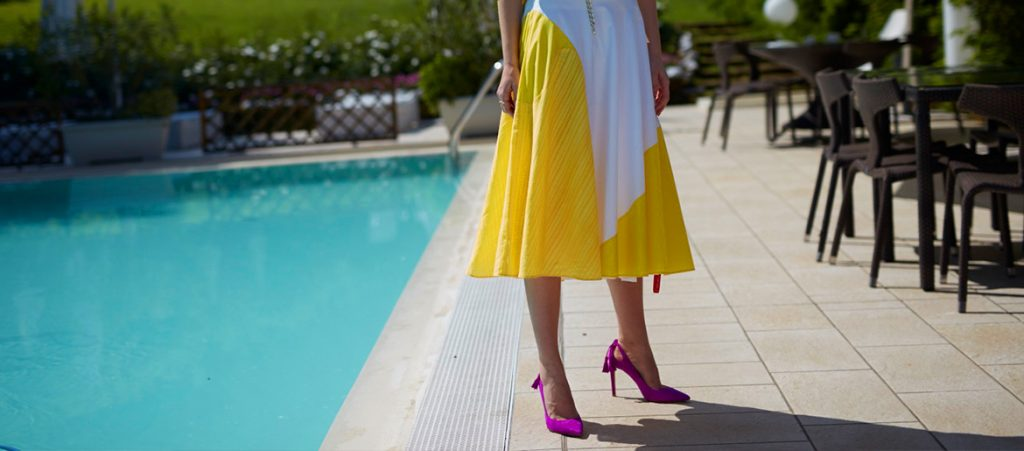 Qué zapatos combinan con el vestido amarillo? Sugerencias de zapatos para  la boda y más | Blog 