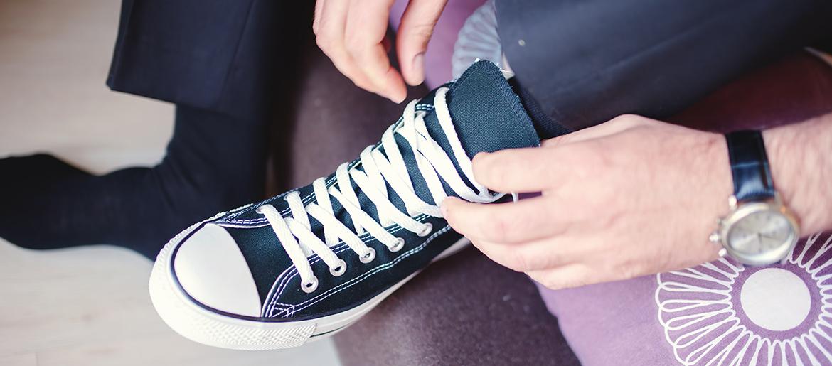Zapatillas deportivas con traje: ¿qué que tener en cuenta? | Blog zapatos.es