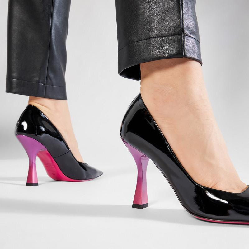 Zapatos con suela color: ¡perfectos para las amantes del streetwear y | zapatos.es