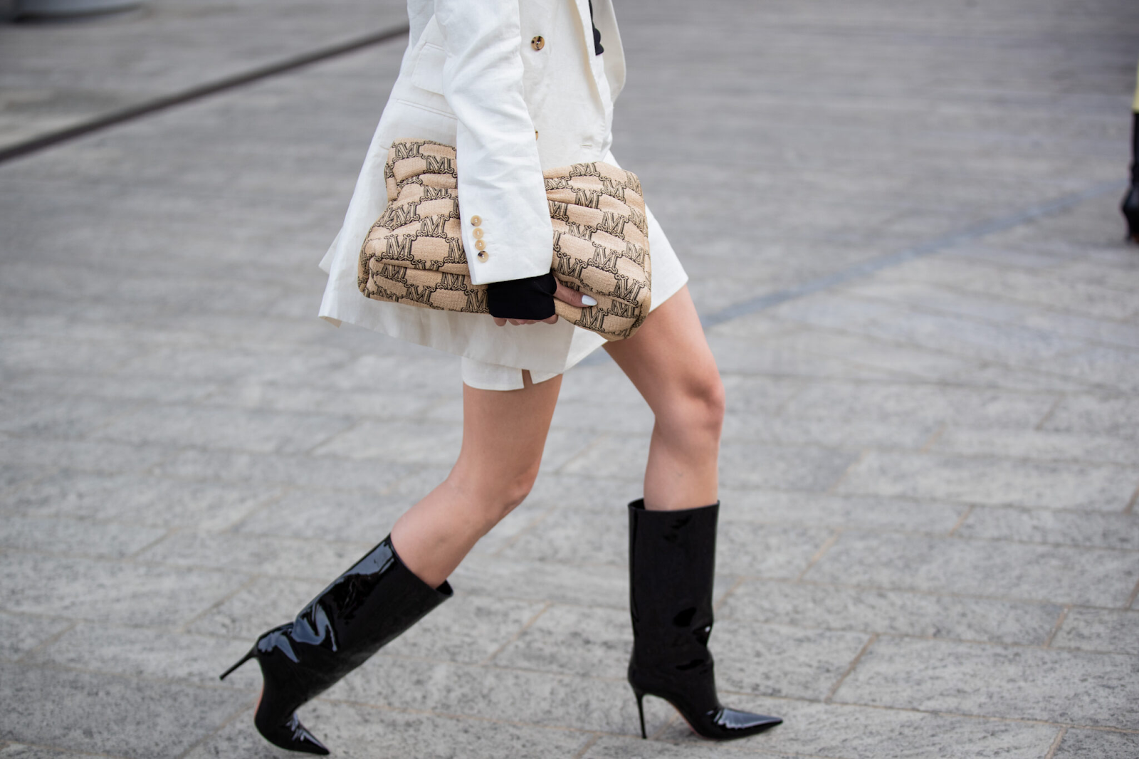 Botas altas de mujer: ¿qué modelos merece la pena comprar el Black Friday en zapatos.es? | zapatos.es