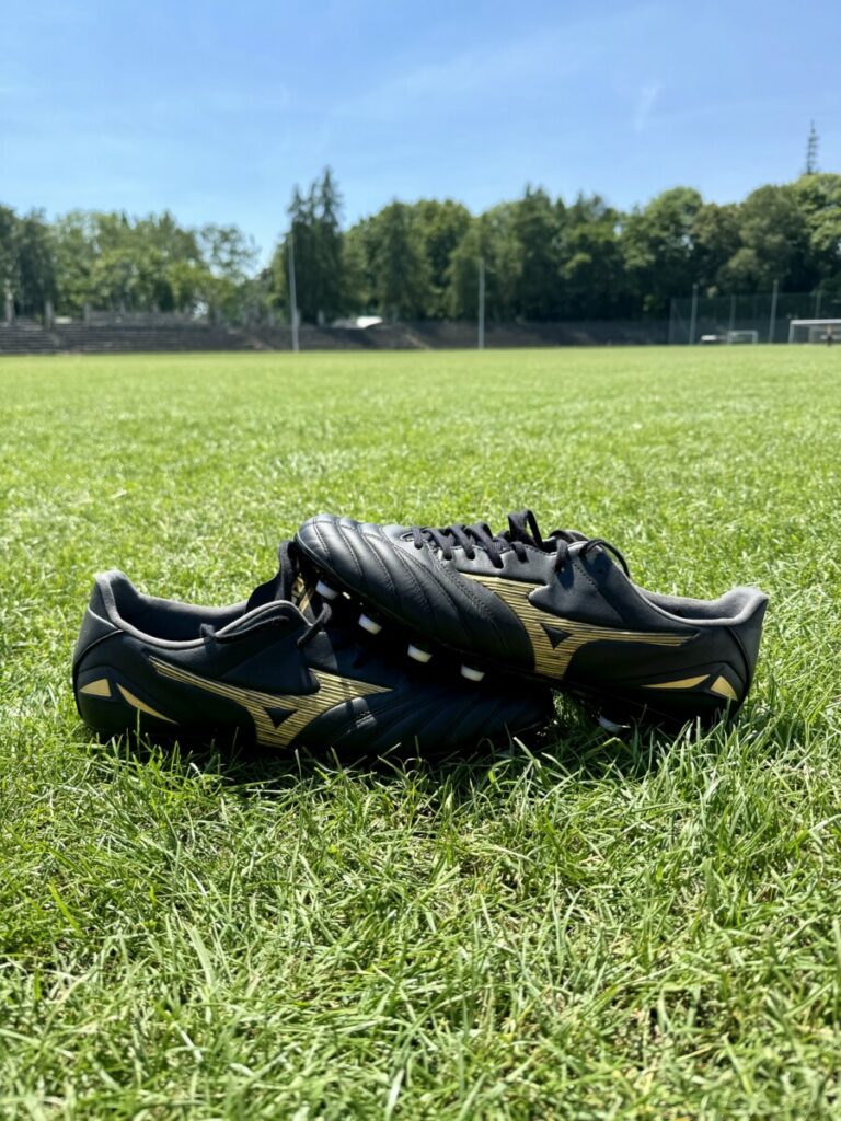 Botas defútbol Mizuno Morelia Neo